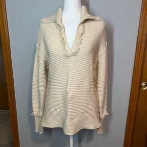 Heyson cream textured fringe collared vneck sweater size‎ S
